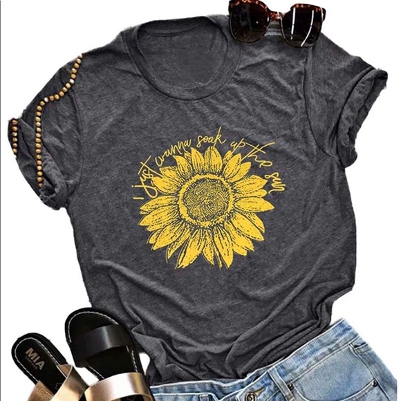 ๐๐ Sunflower Tee - Picture 2 of 3